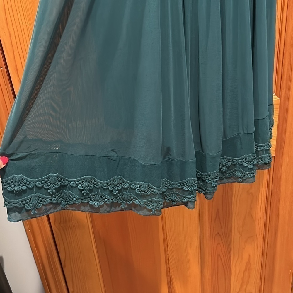 Altar’d State Charlotte Dress in Turquoise Sleeveless Stretch Lace Size Medium - Picture 7 of 8
